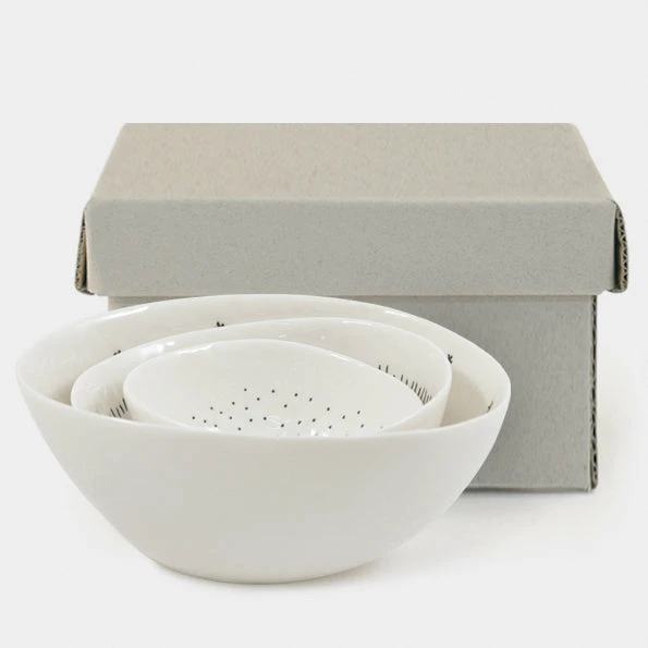 Promo π₯° East Of India Set Of 3 Wobbly Porcelain Bowls Stars, Dashes & Dots Decoration β¨ 4 East Of India Set Of 3 Wobbly Porcelain Bowls Stars, Dashes & Dots Decoration