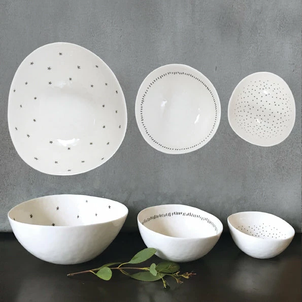 Promo π₯° East Of India Set Of 3 Wobbly Porcelain Bowls Stars, Dashes & Dots Decoration β¨ 3 East Of India Set Of 3 Wobbly Porcelain Bowls Stars, Dashes & Dots Decoration