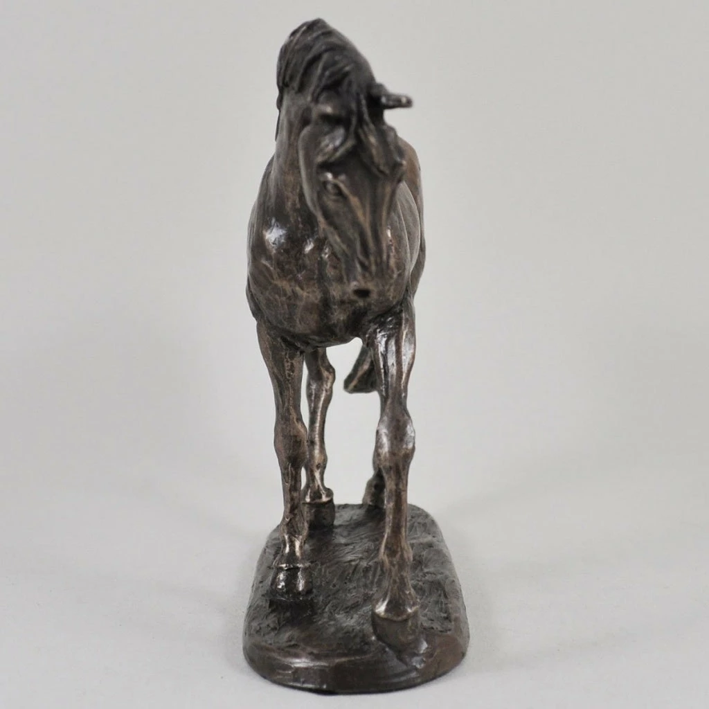 Top 10 β Fiesta Studios Horse Figure Signed Harriet Glen Cold Cast Bronze Nobility π₯ 8 Fiesta Studios Horse Figure Signed Harriet Glen Cold Cast Bronze Nobility