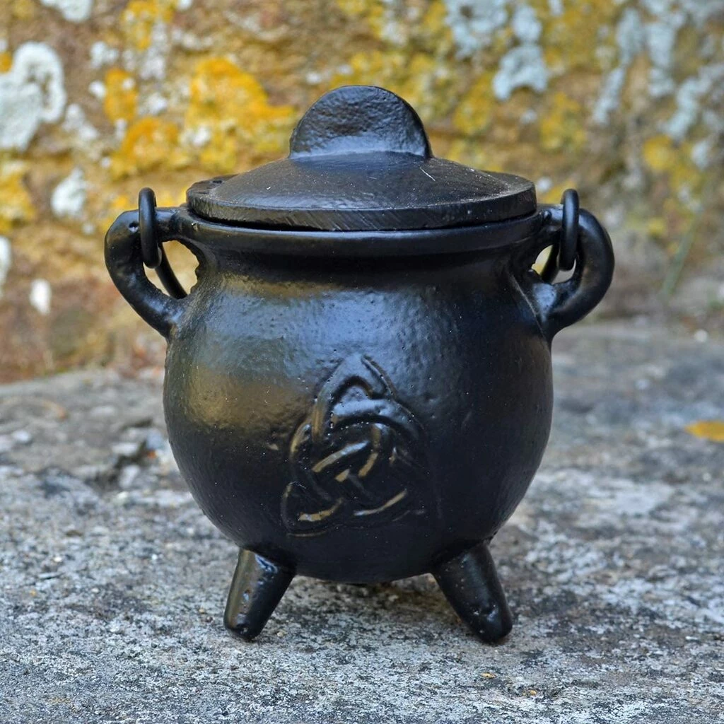 Best deal β€οΈ Fiesta Studios Cast Iron Small Cauldron Triquetra Design With Removable Lid π 4 Fiesta Studios Cast Iron Small Cauldron Triquetra Design With Removable Lid