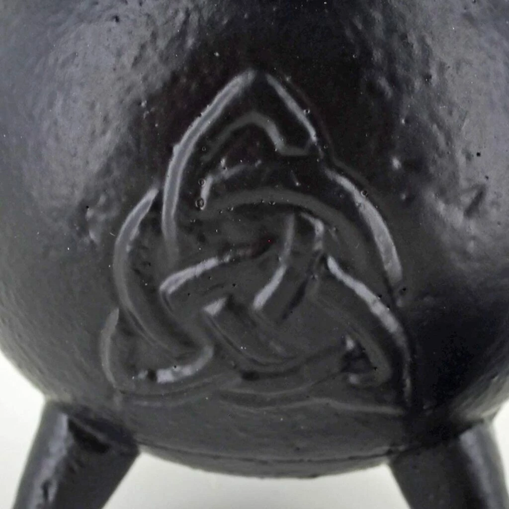 Best deal β€οΈ Fiesta Studios Cast Iron Small Cauldron Triquetra Design With Removable Lid π 9 Fiesta Studios Cast Iron Small Cauldron Triquetra Design With Removable Lid