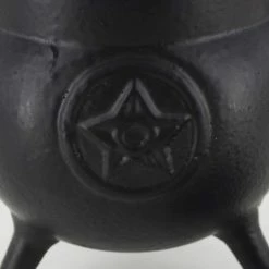 Fiesta Studios Cast Iron Small Cauldron Pentagram Design With Removable Lid