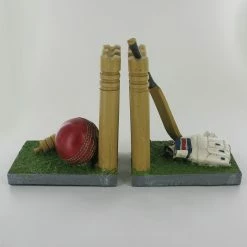 Fiesta Studios Cricket Shelf Tidy Bookends